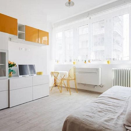 Riva Reno Apartments Болонья Экстерьер фото