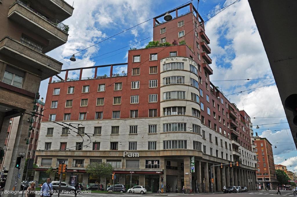 Riva Reno Apartments Болонья Экстерьер фото