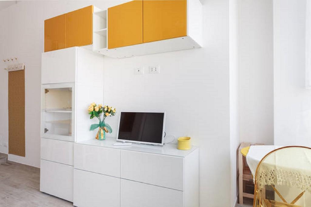 Riva Reno Apartments Болонья Экстерьер фото